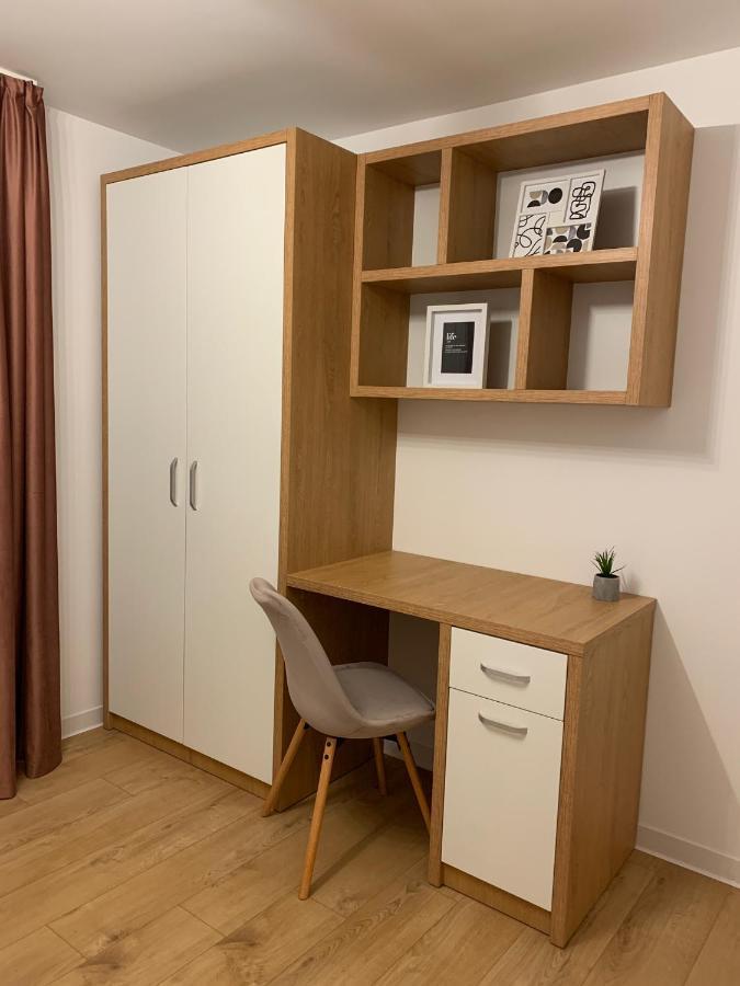 Sunny Apartment In Szucsáva Kültér fotó